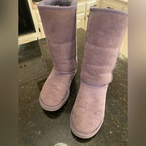 RARE + UGG light purple ugg boots